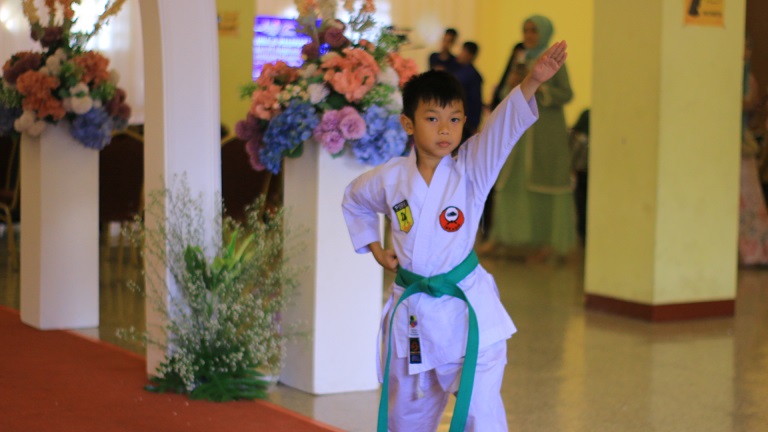 Penampilan Memukau dari Siswa-Siswi dalam Kegiatan Wisuda dan Pelepasan Kelas 6 Angkatan 5 SD Silaturahim Islamic School