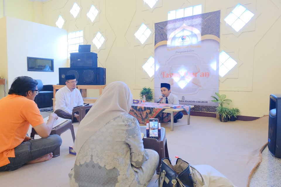 You are currently viewing Uji Tasmi’ Al-Qur’an untuk Program Qur’an Camp SMP IT Insan Mandiri Cibubur