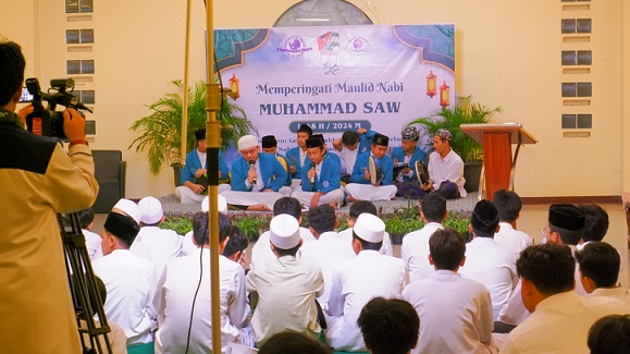 You are currently viewing Ma’had SMPIT-SMAIT Insan Mandiri Cibubur Gelar Peringatan Maulid Nabi Muhammad SAW, Bangun Generasi Rabbani dengan Akhlakul Karimah